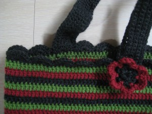 crochet bag close